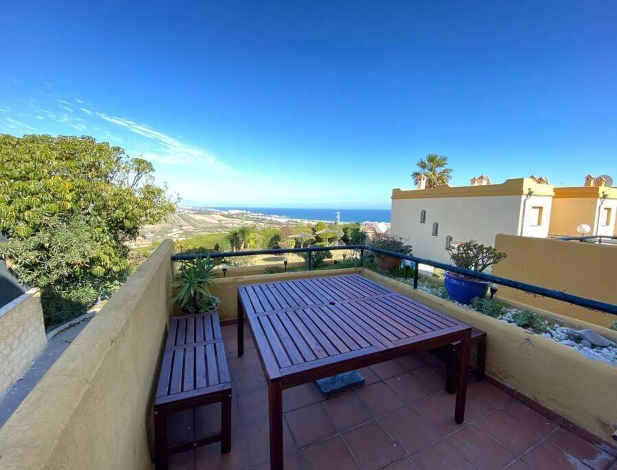 3 Bedroom Home With Amazing Views & Outdoor Spaces Manilva Extérieur photo