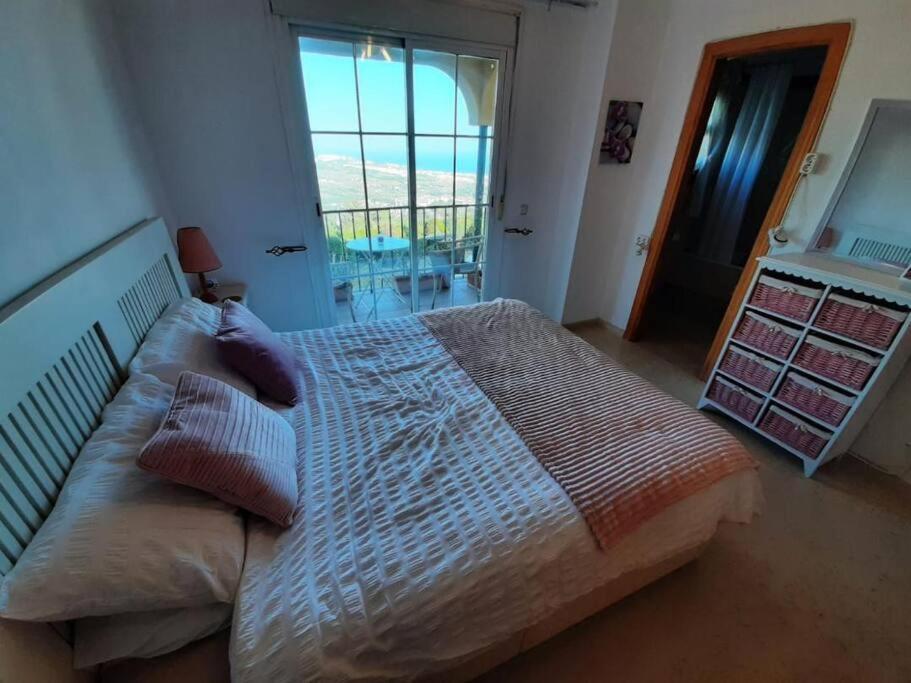 3 Bedroom Home With Amazing Views & Outdoor Spaces Manilva Extérieur photo