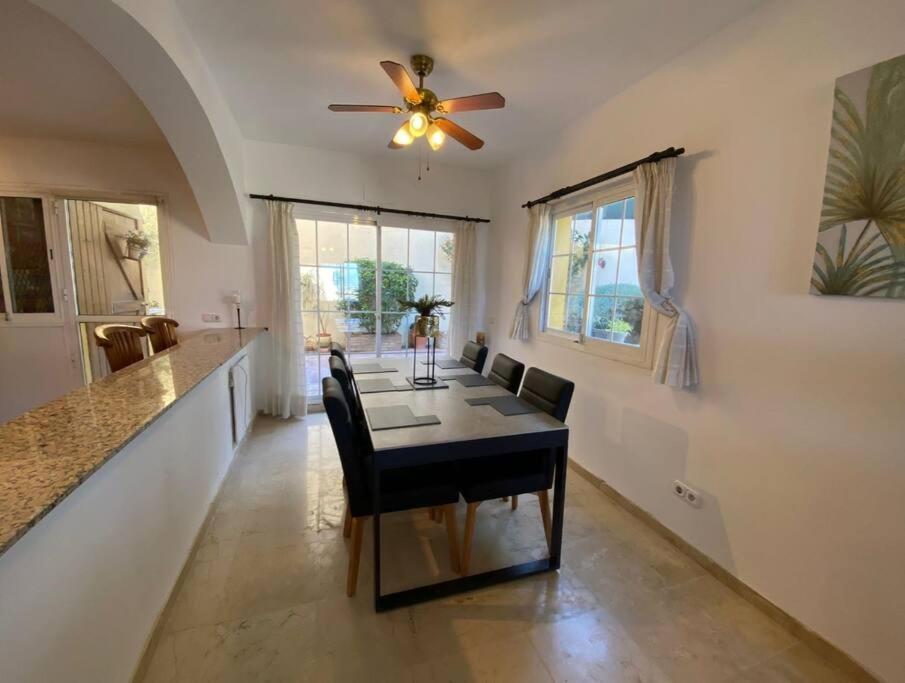 3 Bedroom Home With Amazing Views & Outdoor Spaces Manilva Extérieur photo